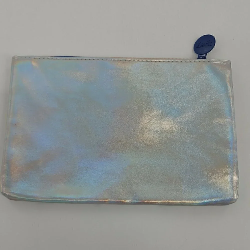 Ipsy Bag  Silver with Umbrellas